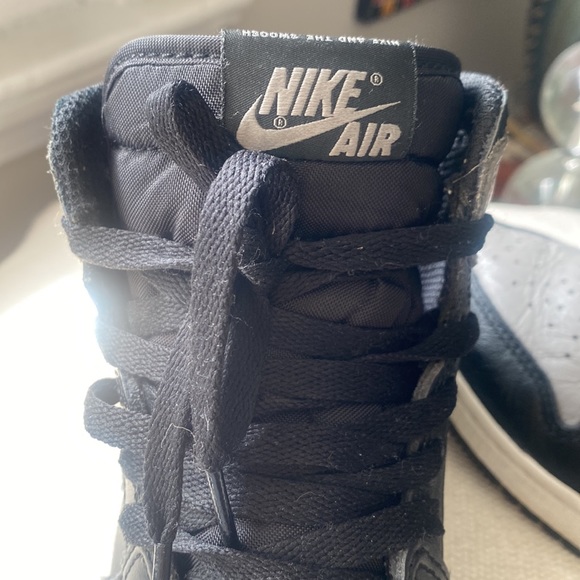 Nike Air Jordan Shoes - Picture 7 of 9